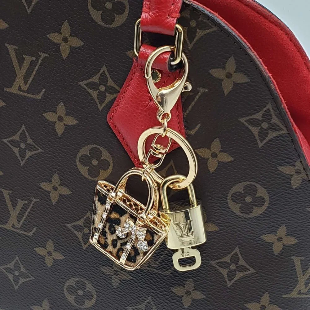 LV Gold Padlock 🔑 Authentic Louis Vuitton Charm + Unbranded Leopard Keychain